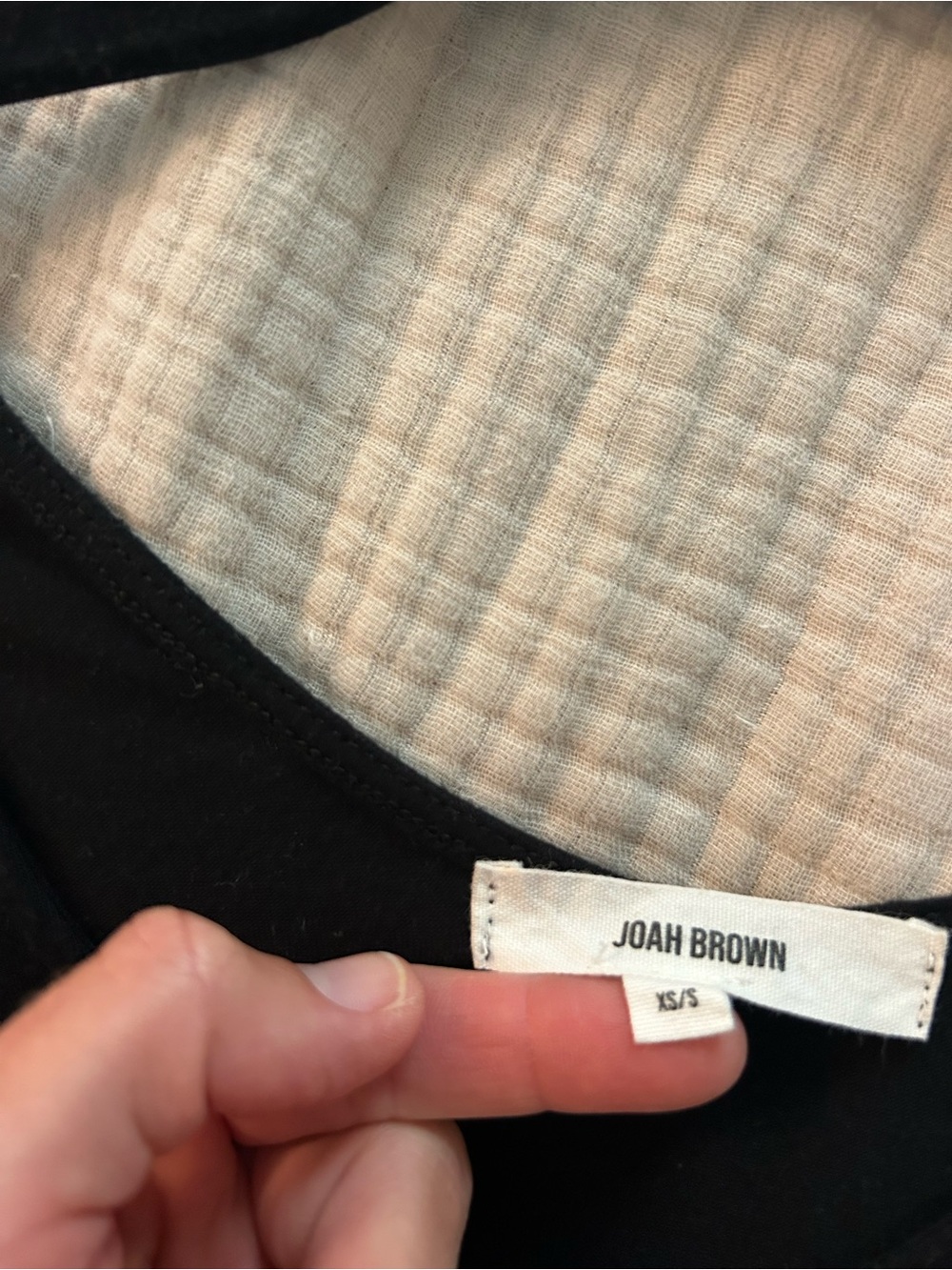 Joah Brown Scoop Neck Long Sleeve - Picture 5 of 6